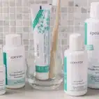 Ayurvedisk tandpleje med økologiske lægeurter