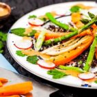 Ristet gulerod og asparges m. umeboshi-dressing