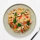 Pad Thai nudler med silken tofu