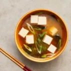 Klassisk japansk misosuppe