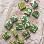 No-bake matcha brownies