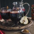 Gløgg-alternativ: æble og kanel-sangria